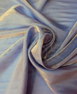 Satin changeante parme bleu