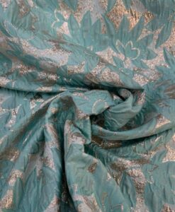 Brocard fleuri turquoise clair et argent