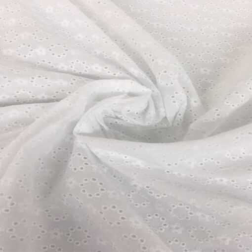 Broderie anglaise blanche 21