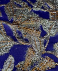 Alternative view of Tissus brocard fond violet floral or