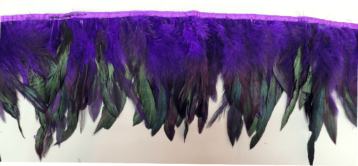 Plume de coq violet et noir 12 cm