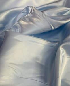 Alternative view of Satin duchesse liquide bleu ciel