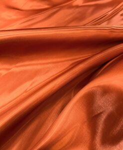 Alternative view of Satin duchesse liquide brique