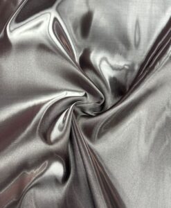 Satin duchesse liquide noir
