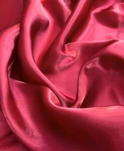 Alternative view of Satin liquide bordeaux
