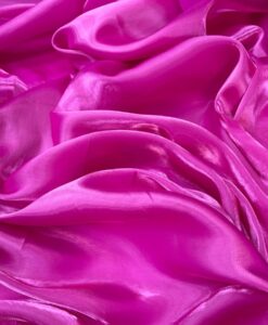Alternative view of Satin liquide fuchsia