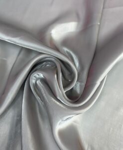 Satin liquide gris argent