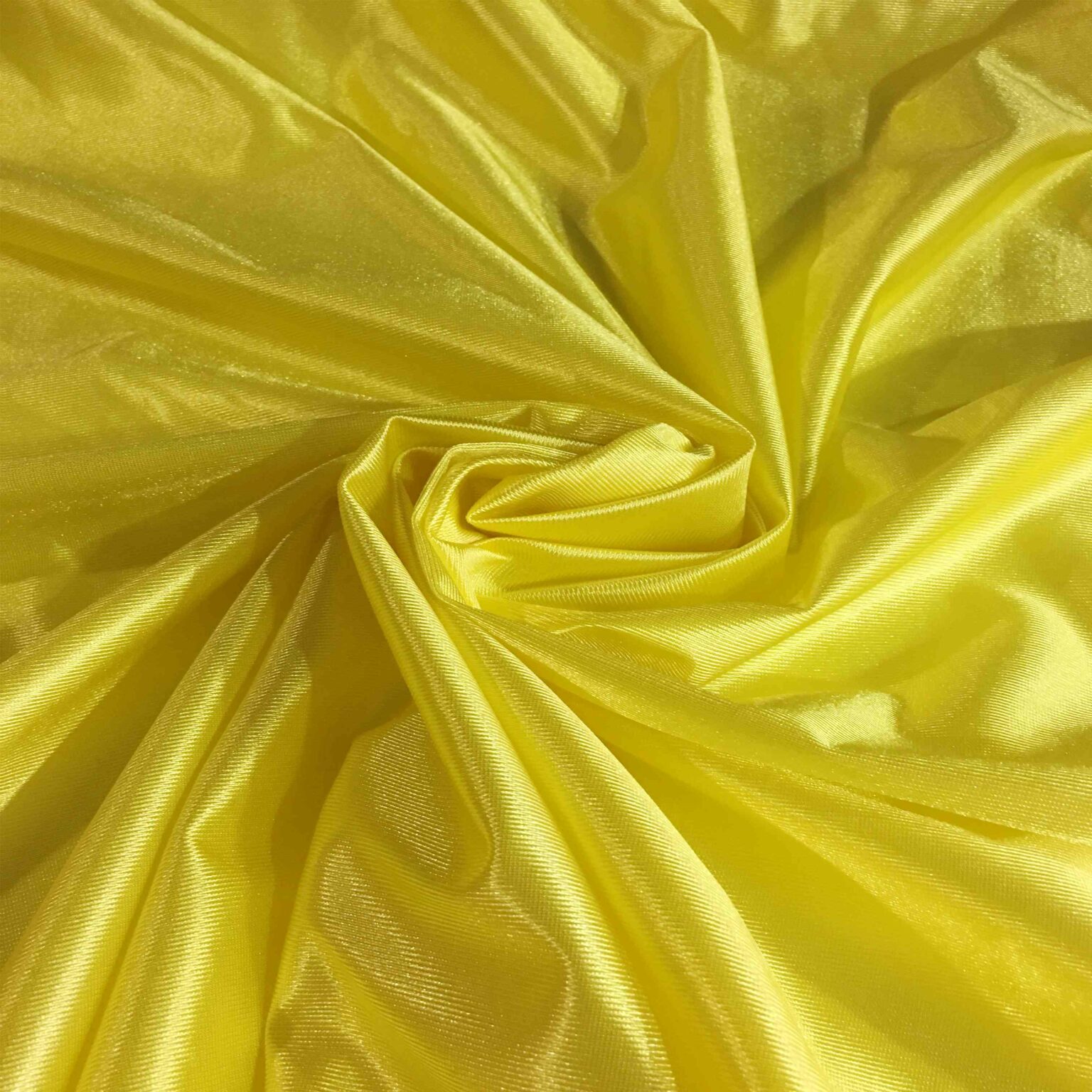 Satin maille charmeuse jaune