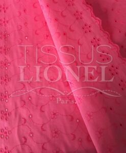Tissu broderie anglaise fuchsia