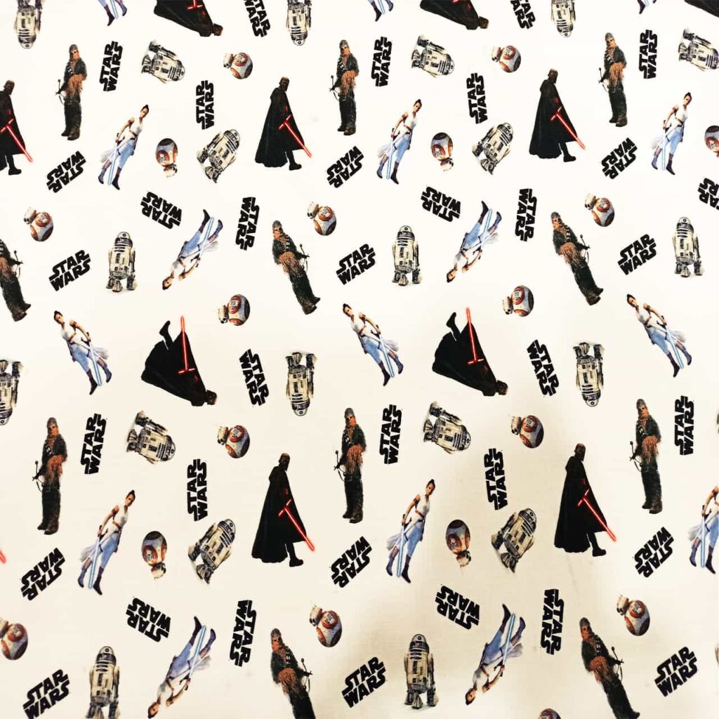 Camelot Fabrics Star Wars Tissu En Coton De Noël – Yoda, L'enfant – Tissu Au Mètre 112 Cm De Large (100% Coton – Idéal Pour Les Travaux Manuels, Le