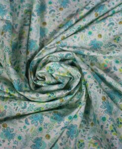 TISSU TOUCHER DE SOIE MOTIF FLORALES 4