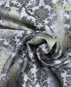 Tissu brocart 52