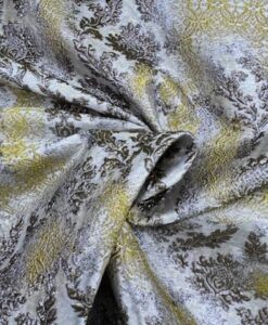 Tissu brocart 54
