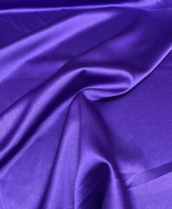 Crêpe envers satin violet